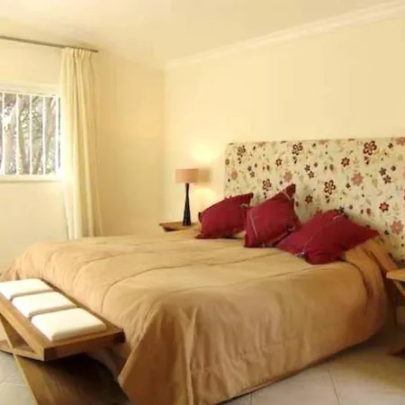Villa Sleeps 14 Pool Air Con Wifi *